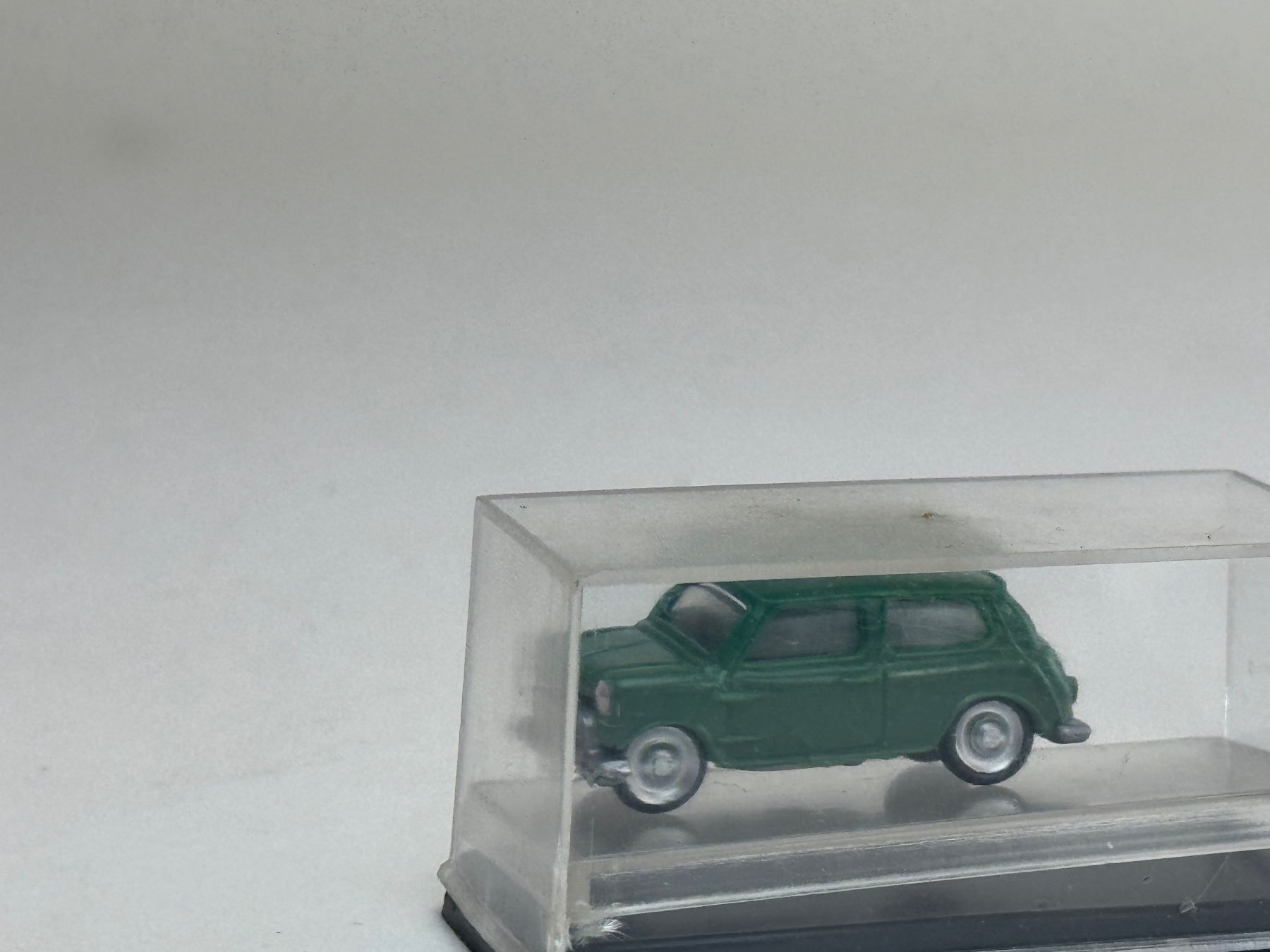 Eko Modellini d'auto: CH- EKO Mini Morris grün Nr. 2089 – Usato da Elm venduto da Wikmtz