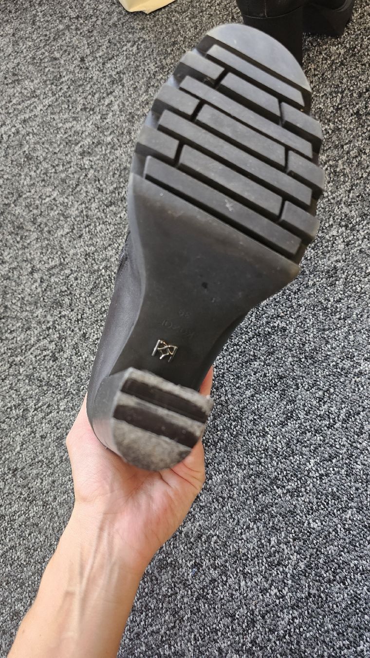Scarpe da donna: Stiefeln – Nuovo (secondo la descrizione) da Mauren venduto da ehr_5cy6 7