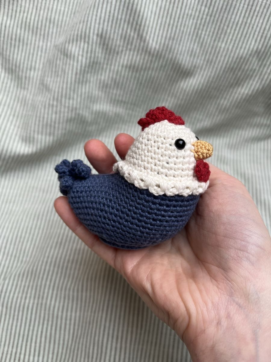 Tutte le decorazioni: Gehäkelte Hühner, Amigurumi – Nuovo (secondo la descrizione) da Oberwil BL venduto da fab_9bkn 1