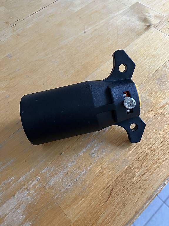 Rimorchi: Anhängerstecker  USA – Nuovo e nell'imballaggio originale da Bern venduto da M15 2