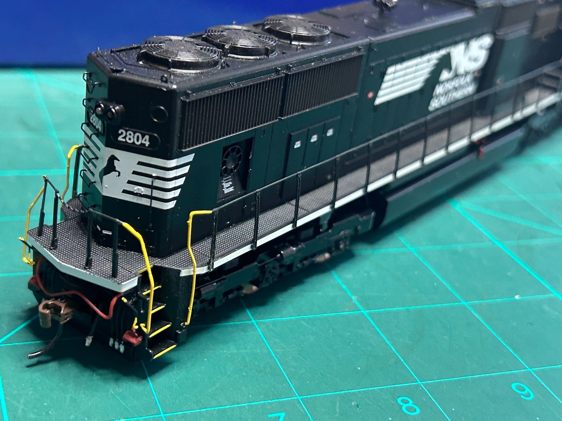 Athearn Modelleisenbahnen: EMD SD75M Norfolk Southern – Neu (gemäss Beschreibung) aus Leuzigen von pierrot-ho 4