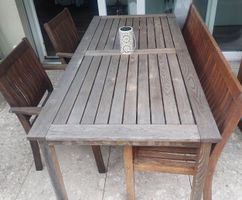 Gartenmöbel-Set (Tisch, Bank, Stühle) inkl. Polsterkissen