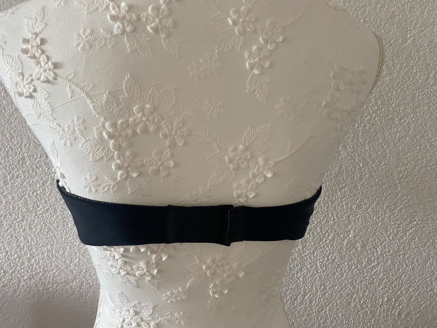 Sonstige Unterwäsche: Wonderbra trägerlos – Neu (gemäss Beschreibung) aus Haag (Rheintal) von 2026Top 1
