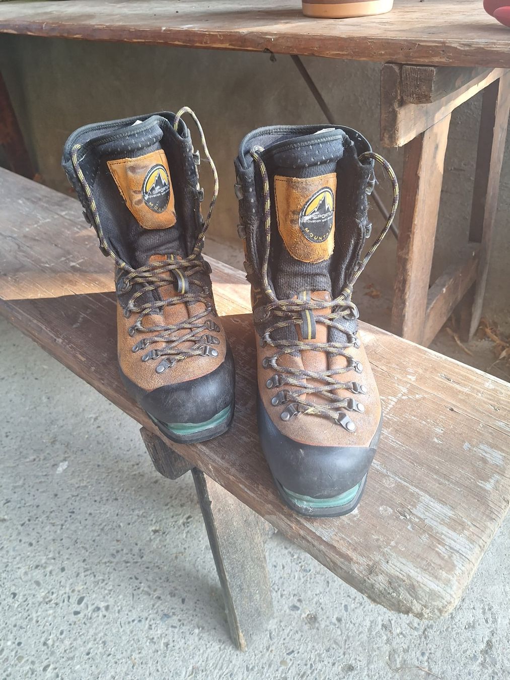 La Sportiva Scarpe da uomo: LaSportiva Arbeitsschuh Gr.43 – Usato da Berg SG venduto da cla_z2g2 1