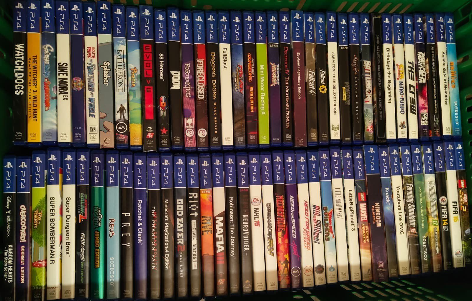 Sony Spiele: Énorme lot de 326 jeux PS4 – Gebraucht aus Froideville von IronC 3
