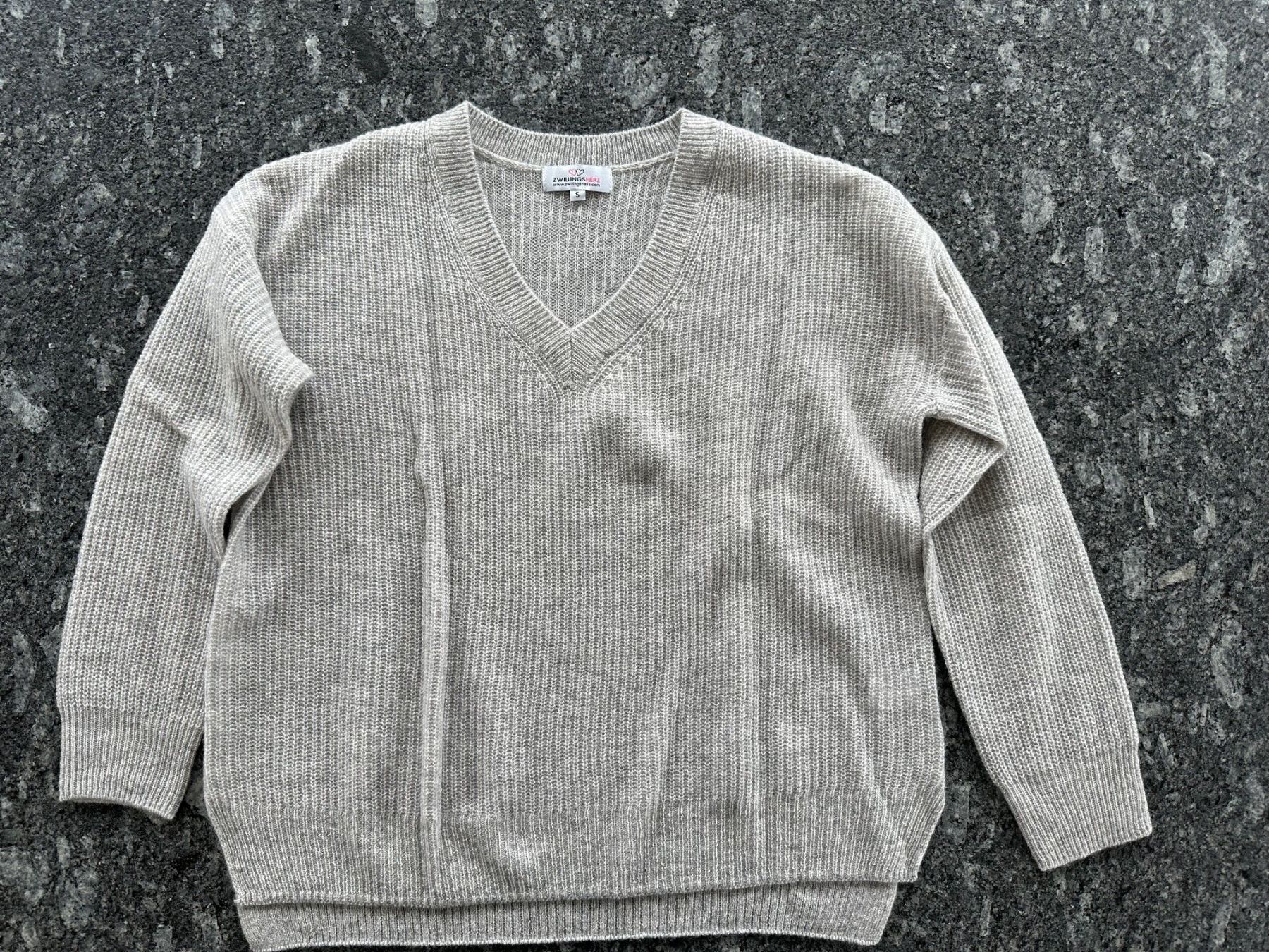 Pullover & Sweatshirts: Original Zwillingsherz Cashmerepullover, grau, Gr. S, neu – Neu (gemäss Beschreibung) aus Watt von MilaKimba