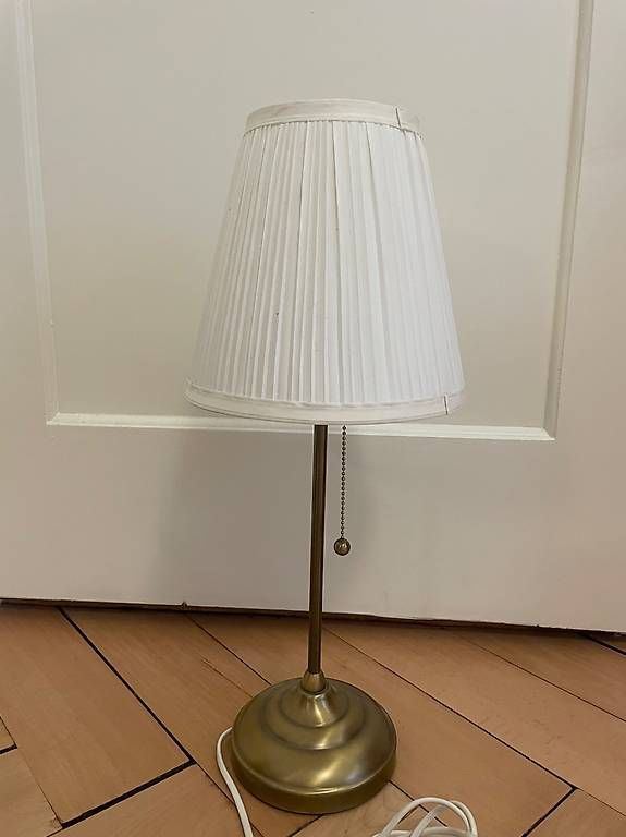 Lampade: Nachttischlampe – Usato da Basel venduto da jan_vf8z 1