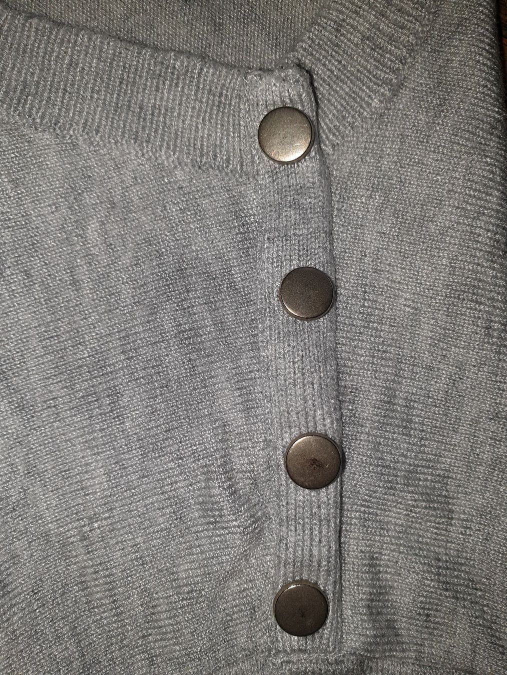 Only Maglioni & Felpe: ONLY Pulli, hellgrau melange Gr. L (42) – Usato da Buchrain venduto da Baba-Jaga 1