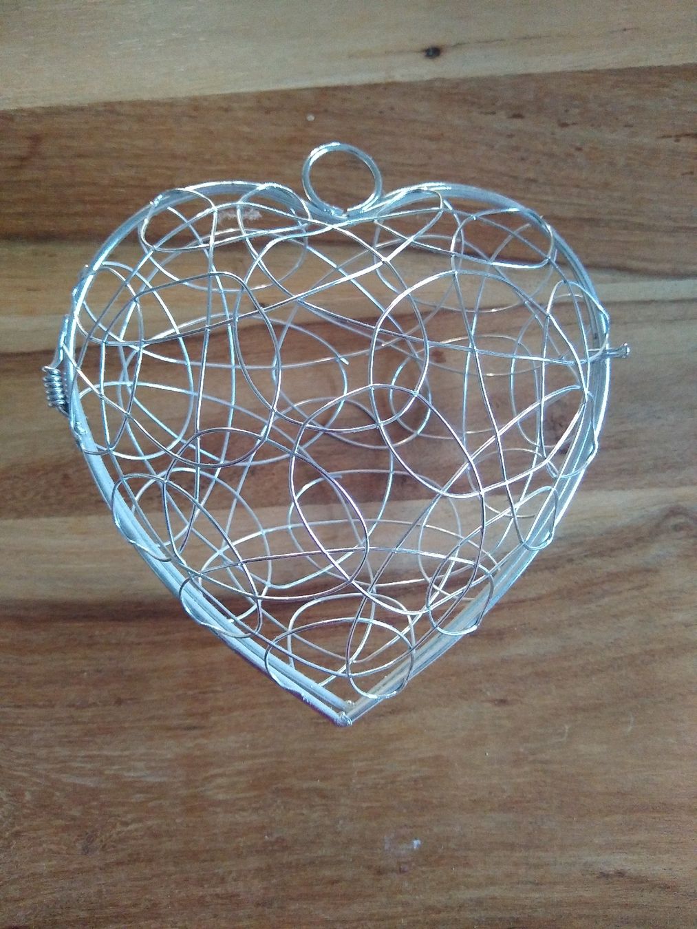 Tutte le decorazioni: Decorative wire hearts spring deco – Usato da Dübendorf venduto da rol_fm6d