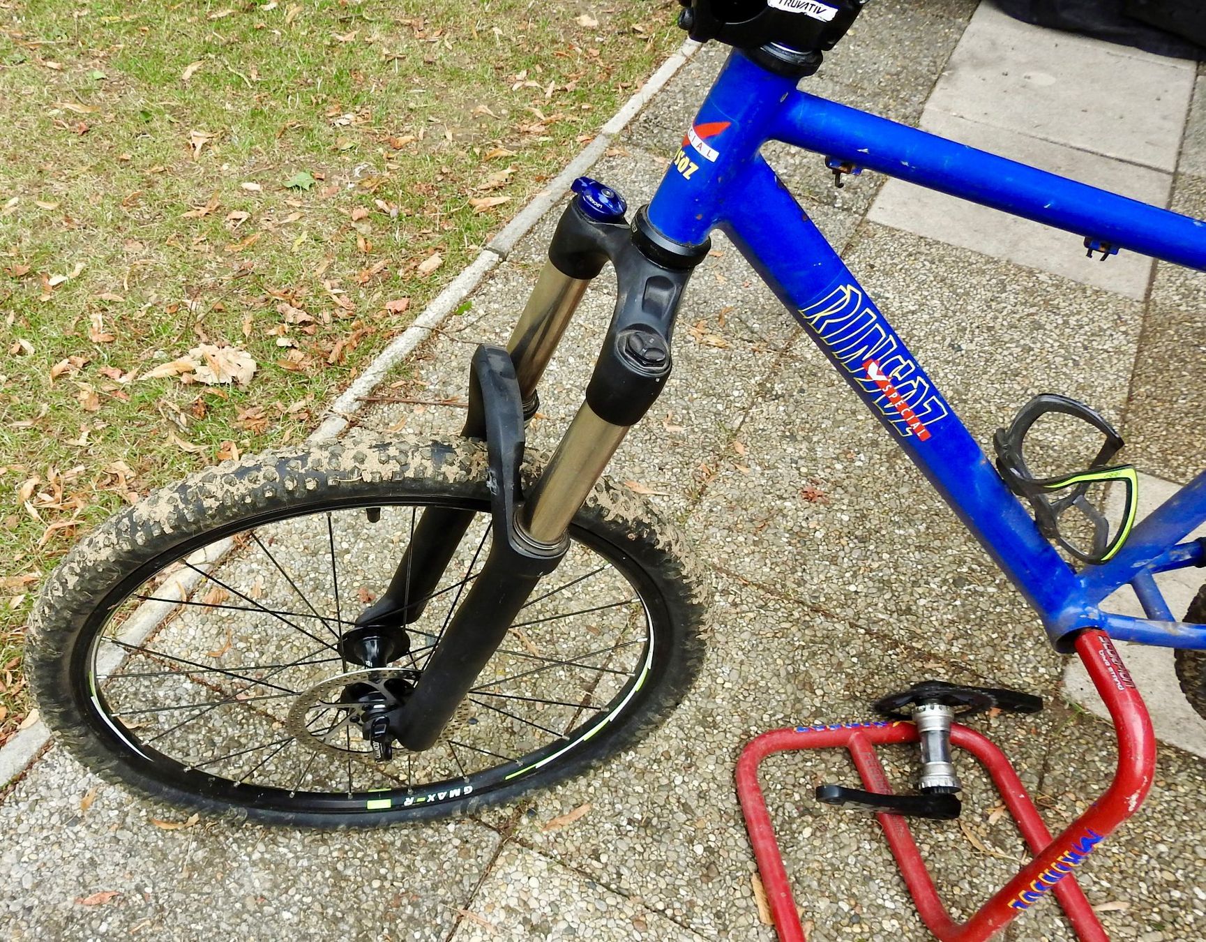 Pezzi di ricambio: Cadre de VTT 24 pouces avec roues – Usato da Confignon venduto da cha_8bw2 2