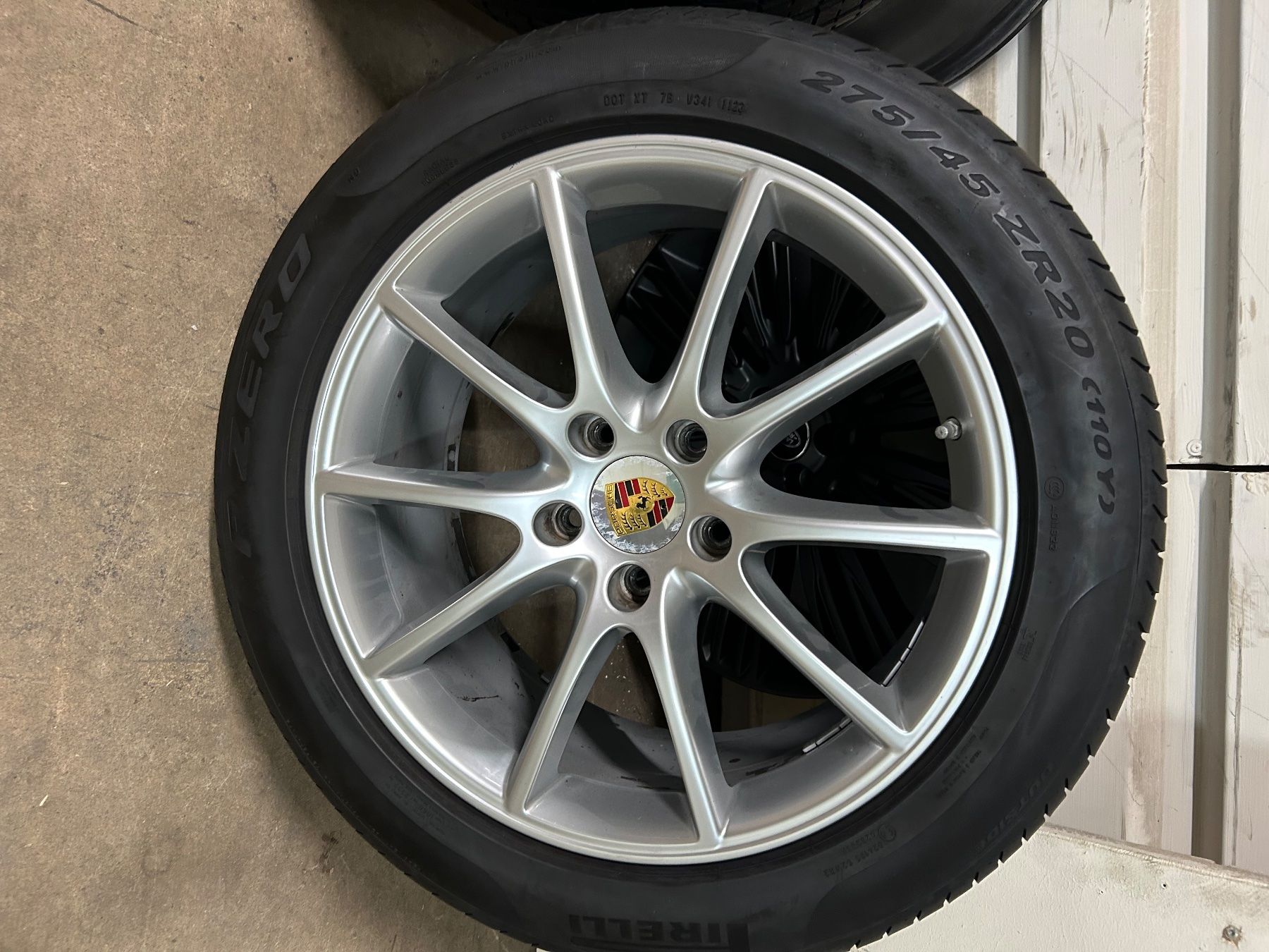 Porsche Pneumatici & Ruote complete: Porsche Cayenne Alufelgen – Usato da freienbach venduto da gatuzo 6