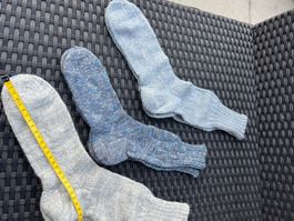 Wollsocken aus reiner Wolle (Grautöne)
