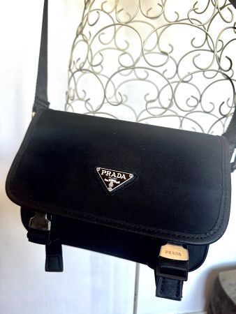 Prada Tasche Crossbody Schwarz sehr guter Zustand Damen 🇨🇭