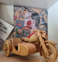 Holzmotorrad Spielzeug guter Zustand