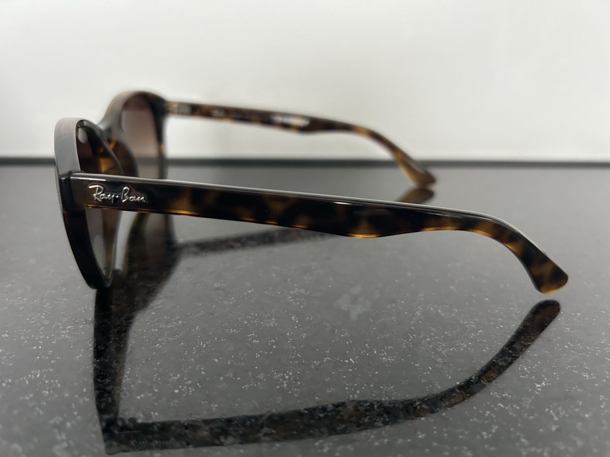 Ray-Ban Brillen & Gläser: Original Ray Ban Damensonnenbrille – Gebraucht aus Wetzikon ZH von Lugano12 2
