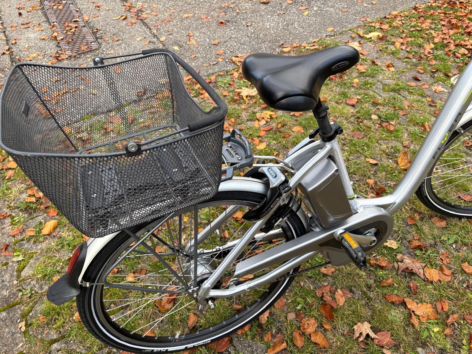 Flyer Velos: Flyer velo 25km 36v – Gebraucht aus Graben von Wiol73 8