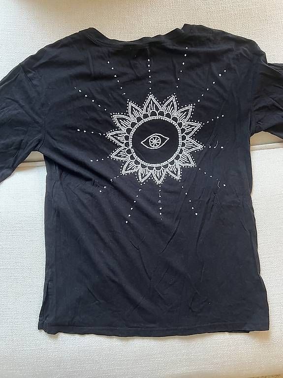 Sandro T-Shirts: SANDRO TSHIRT – Gebraucht aus Muri AG von enwtx 1