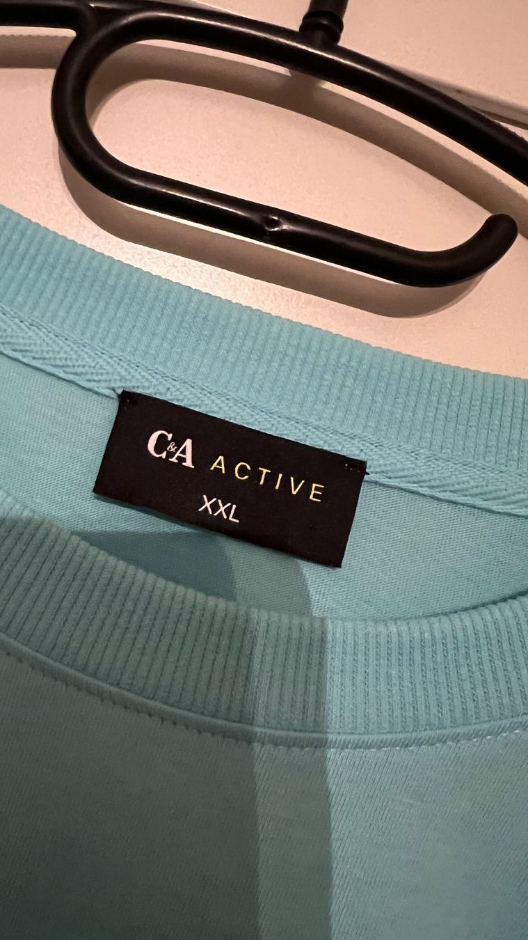 C&A Top: • Sportliches Oberteil • – Nuovo (secondo la descrizione) da Basel venduto da mendoza13 1