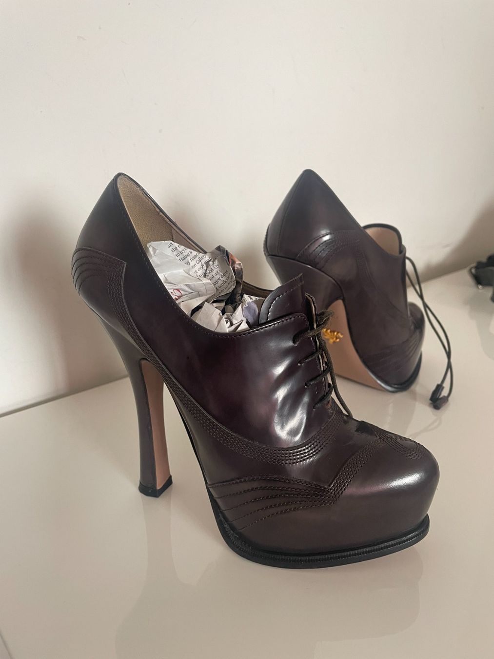 Prada Damenschuhe: Prada Lace-up Heels 2012 collection – Gebraucht aus Zürich von nao_6f5t 1