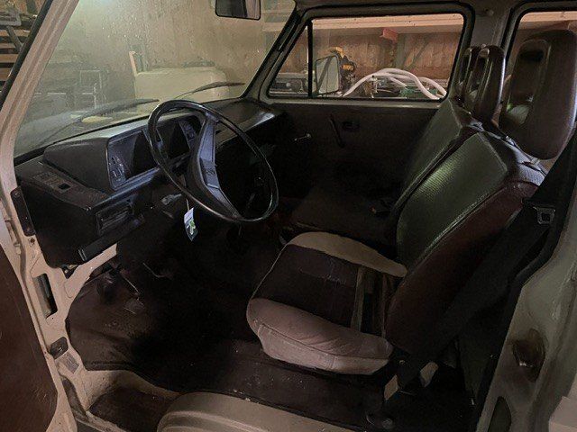 VW Veicoli commerciali: VW T2 Doppelkabiner DOKA, Oldtimer – Usato da Emmenmatt venduto da wal_d6lq 3