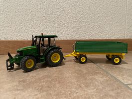 SIKU John Deere 5820 mit Anhänger