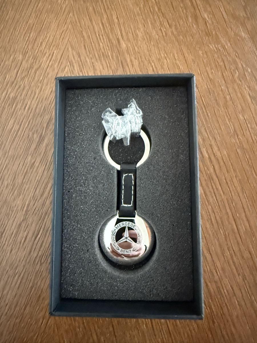 Mercedes-Benz Schlüsselanhänger & - bänder: Mercedes-Benz Schl- Anhänger mit Box, neu, perfekt für den S – Neu und originalverpackt aus Allschwil von ysc_wt7c 1