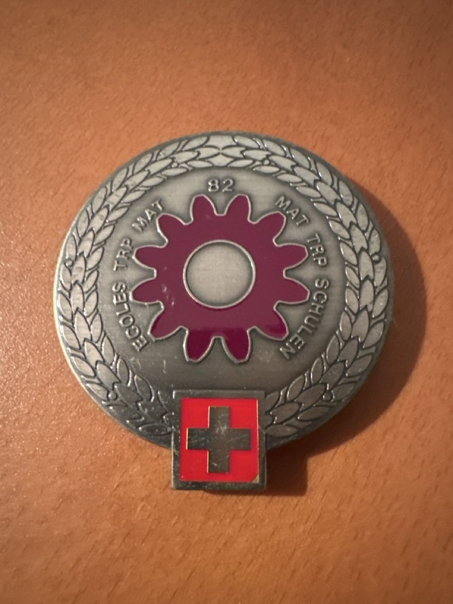 Schweizer Armee Placchette & Badge: Armee – Usato da Morbio Inferiore venduto da Ecod