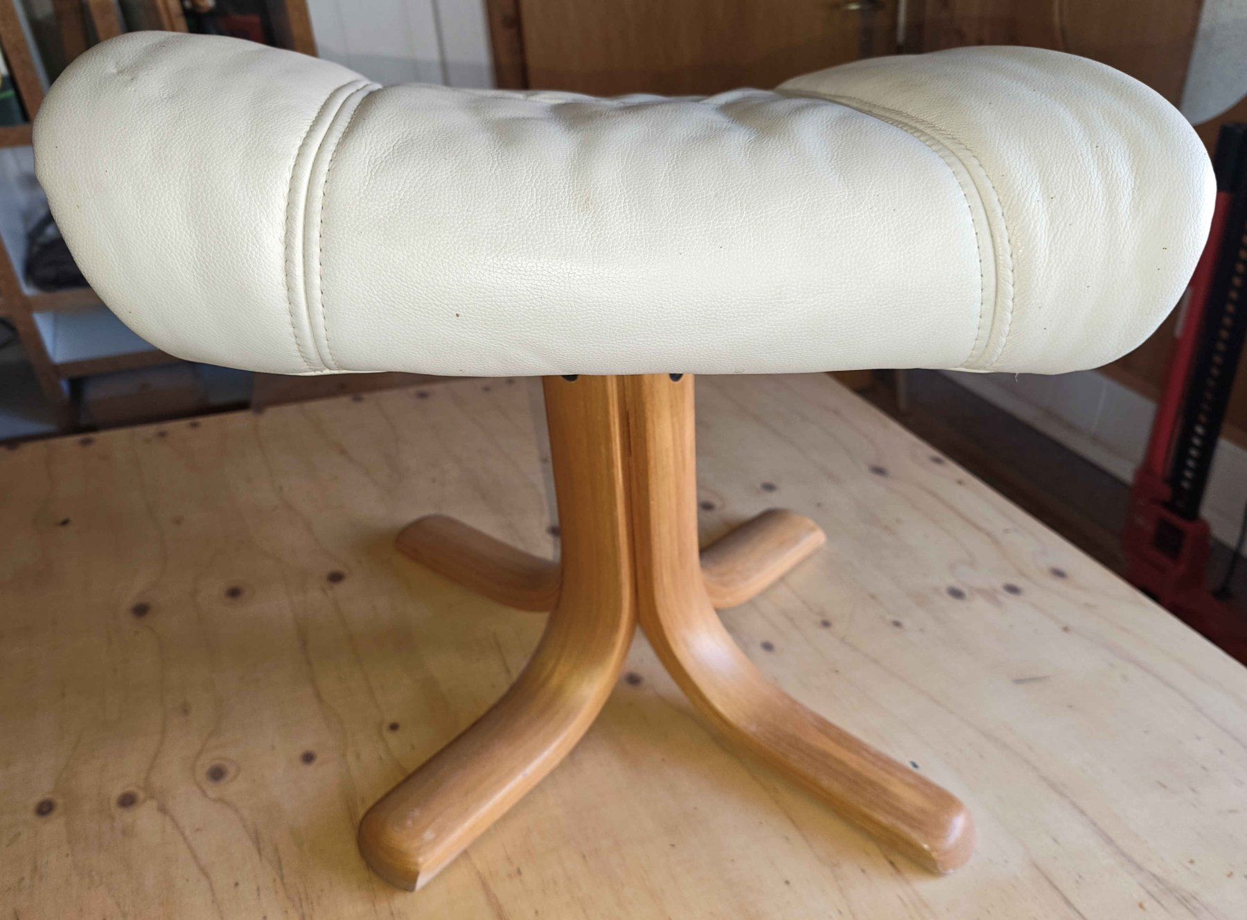 Hocker: Fusshocker – Gebraucht aus Goldingen von ben_5gdx
