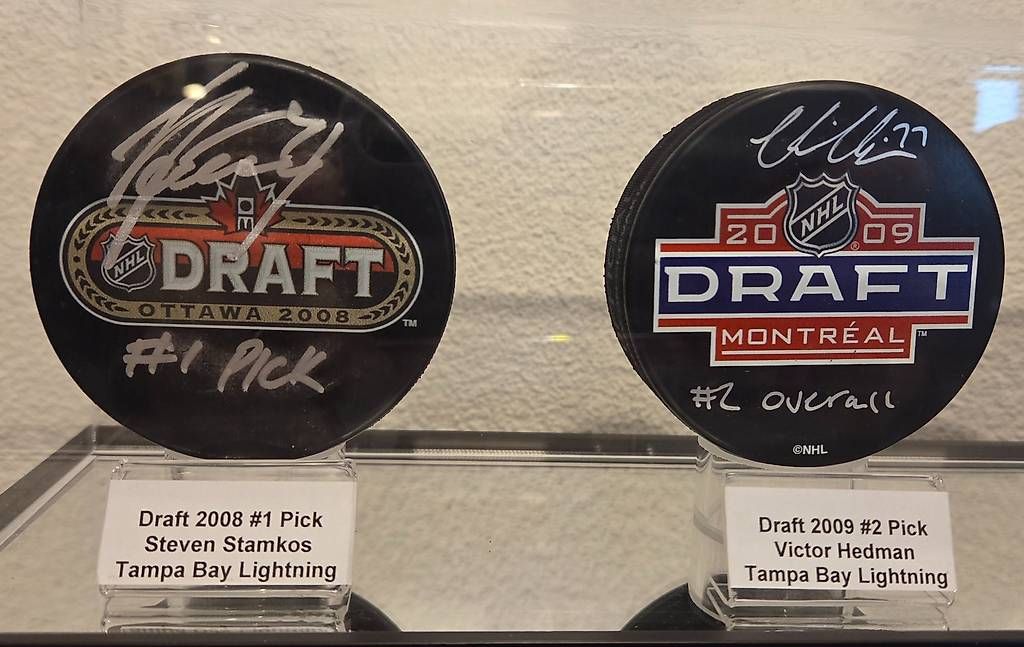 NHL Carte collezionabili: NHL Tampa Bay Lightning Draft Pucks Sammlung – Usato da Schiers venduto da kuba_81 1