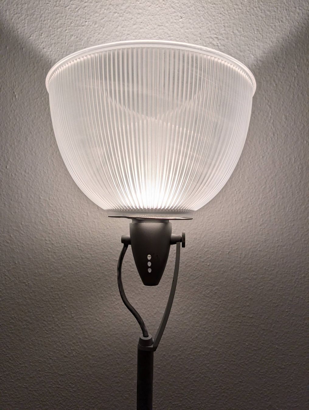 Regent Lampen: Designer Stehlampe 2000er-Jahre Loftstil – Gebraucht aus Thalwil von Naufraga 4