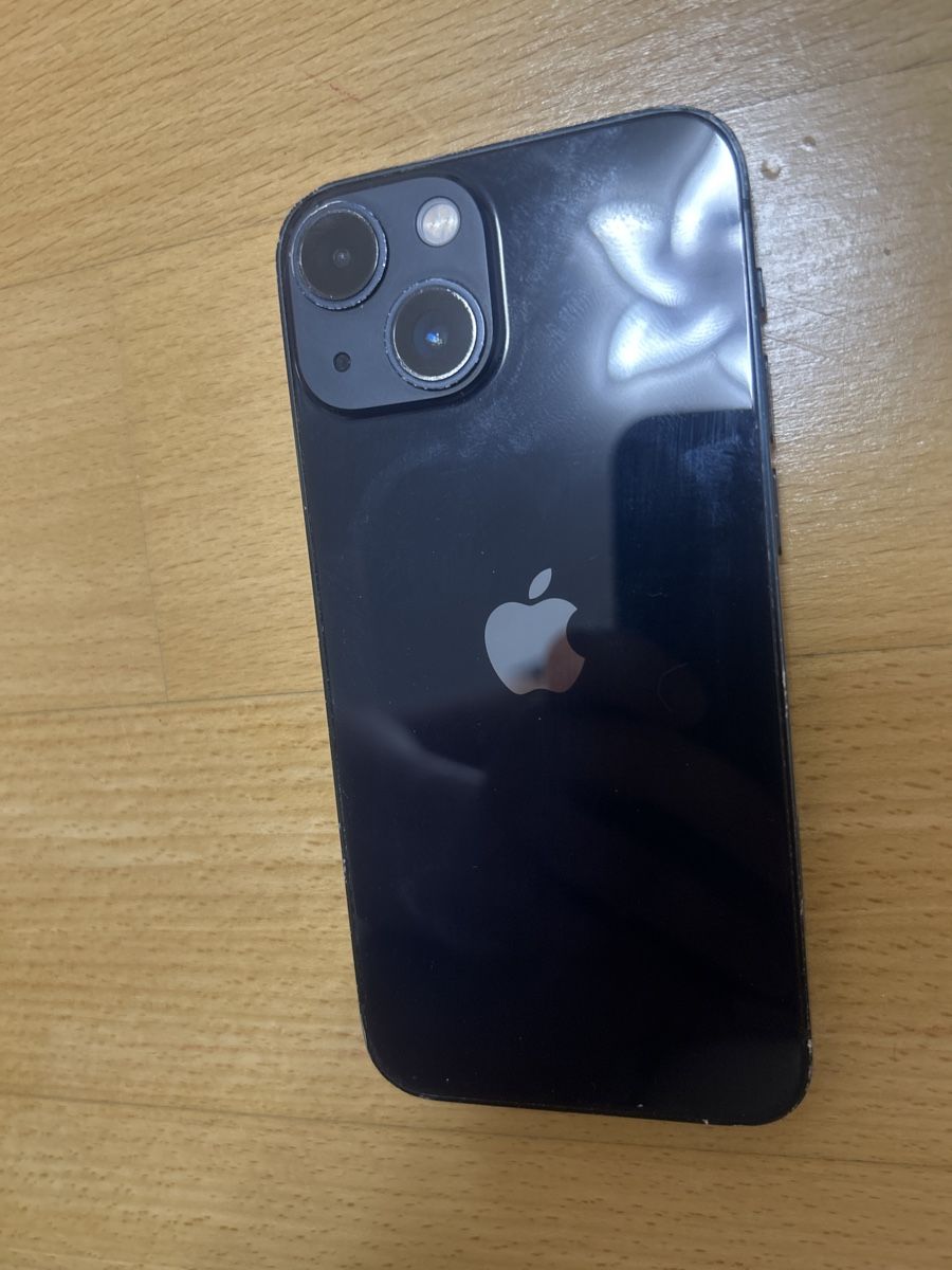 Apple Telefoni cellulari / Smartphones: Apple iPhone 13 mini 128 GB Dunkelblau gebraucht – Usato da Suhr venduto da SchnapperCH 1
