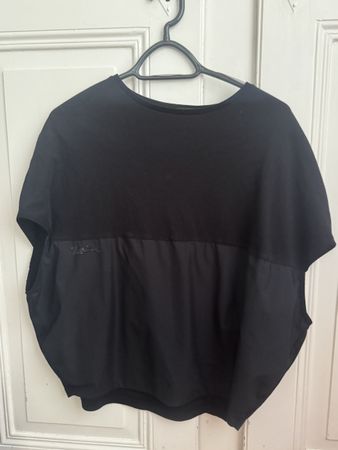 Herno Luminar Black Short Sleeved Top, XS, Like New!