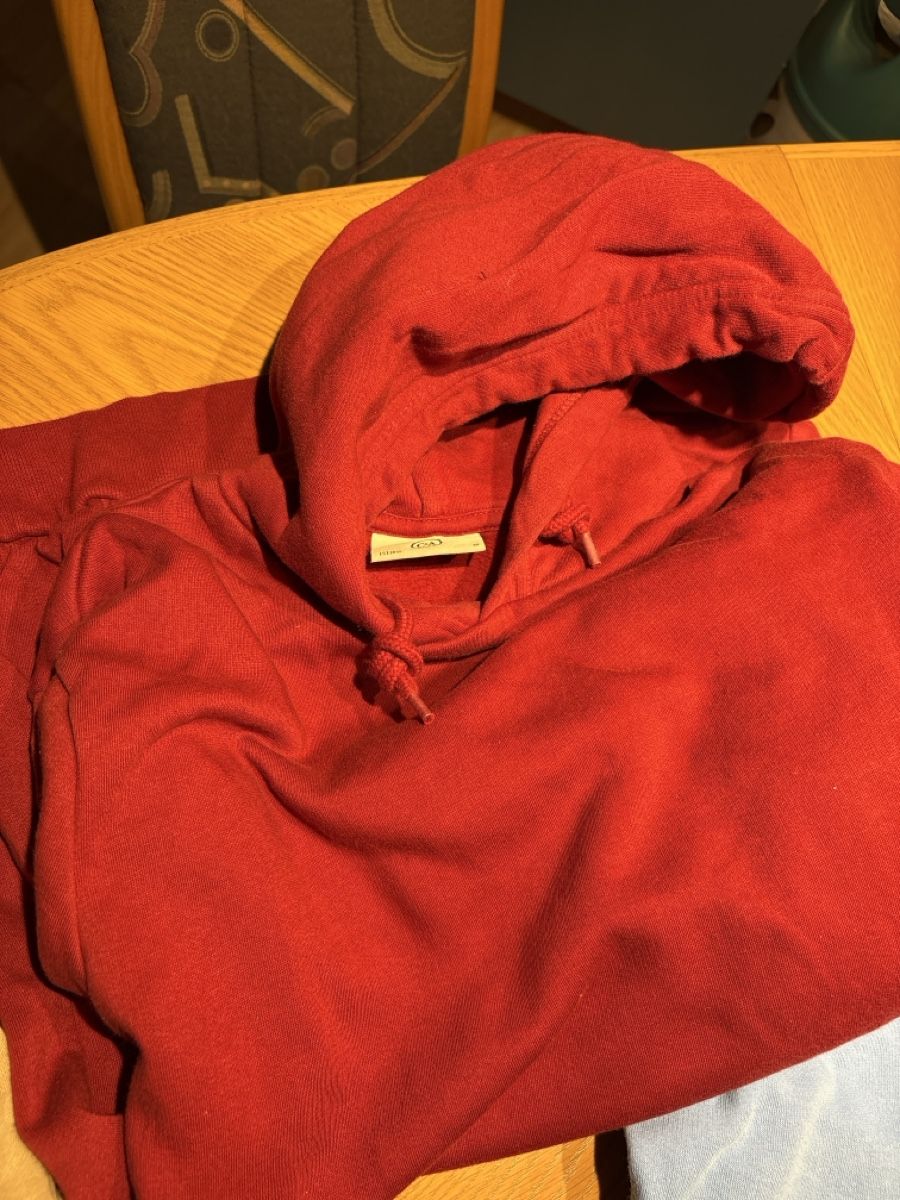 Maglioni & Felpe: Hoodies Grösse M – Usato da Staffelbach venduto da Cherry4 2