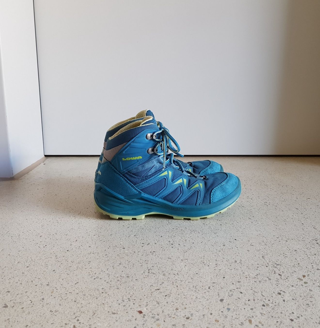 Lowa Scarpe per ragazzi: Lowa Innox GTX Wanderschuh Grösse 34 – Usato da Basel venduto da fafa68