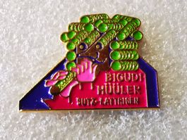Ansteckpin 144: Bigudi Hüüler