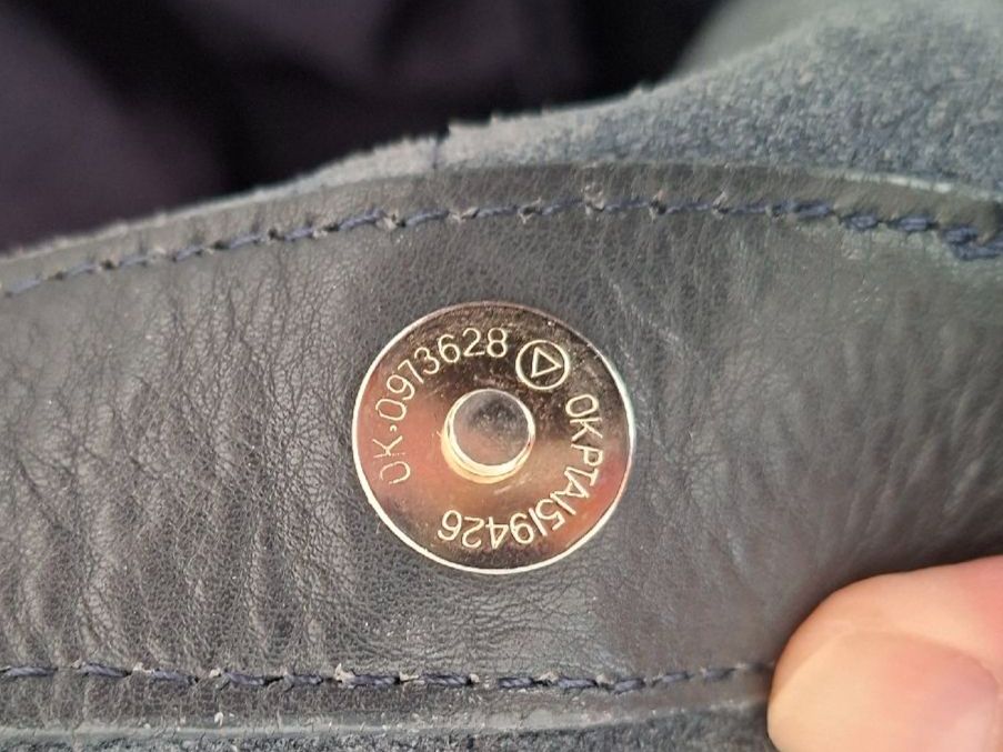 Jones Sacs femmes: Sac cabas Jones Bootmaker 100% cuir noir – D'occasion à Lutry par Sim_Sta 9