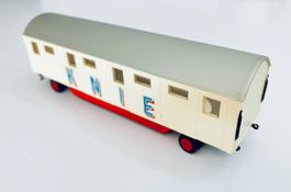 KNIE STALLWAGEN Anhänger H0