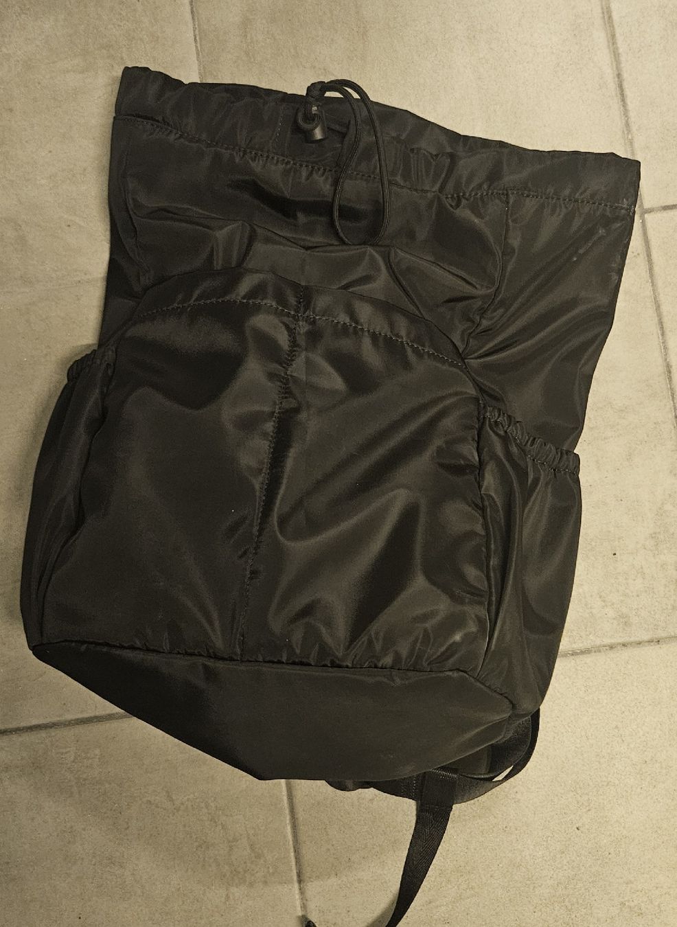 Rucksäcke: Rucksack schwarz unisex – Gebraucht aus Stäfa von cah_blj6