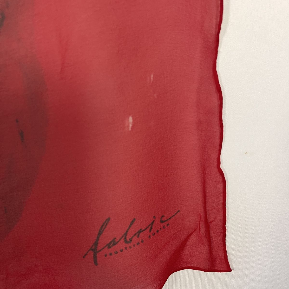 Fabric Frontline Foulard & Sciarpe: FABRIC FRONTLINE Silk Scarf – Usato da Emmen venduto da Avviivva_Com2023 5