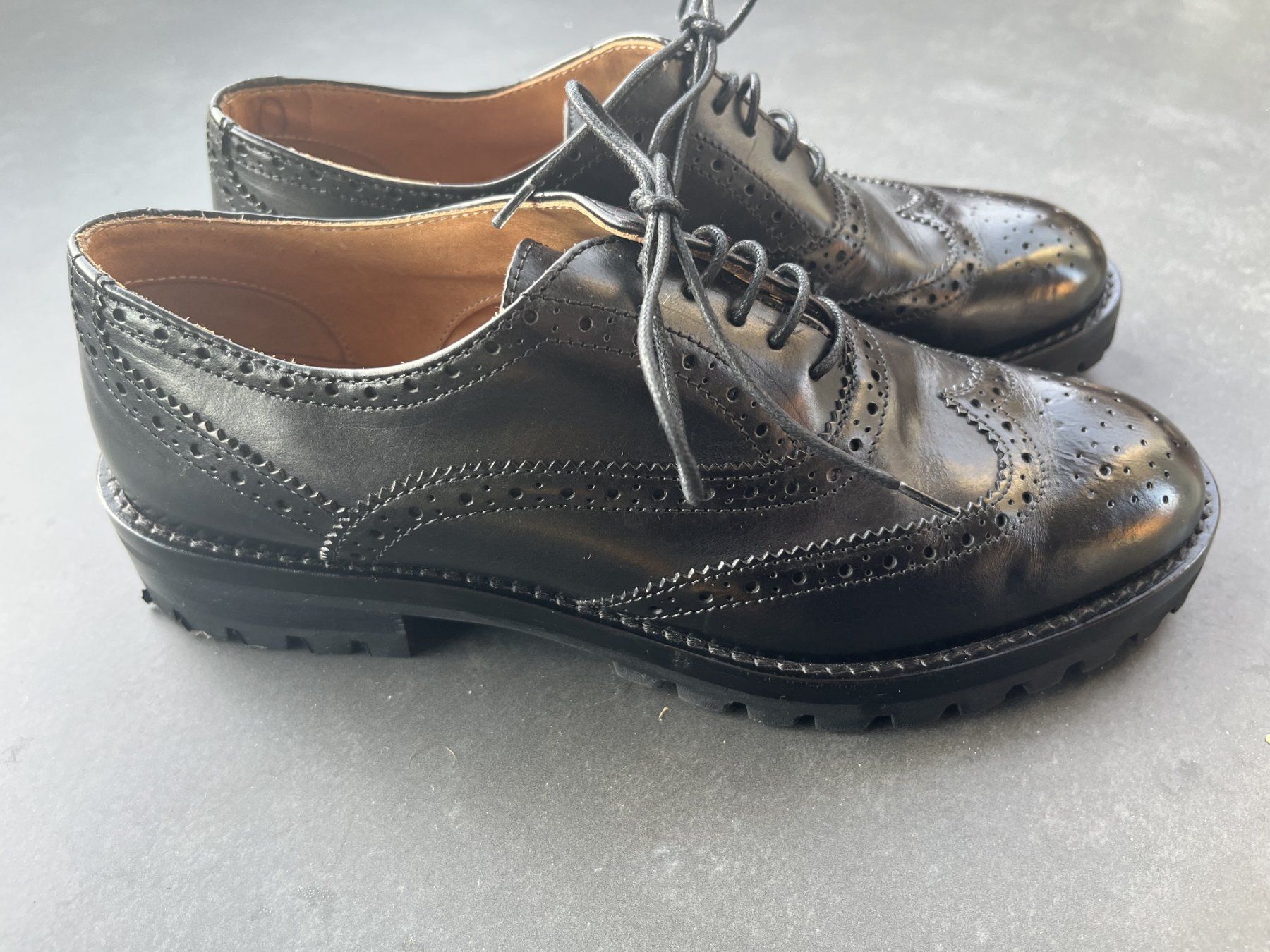 Navyboot Damenschuhe: Damenschuhe (Navyboot, Gr. 38, Leder) – Gebraucht aus Uitikon-Waldegg von vrc_5xnf