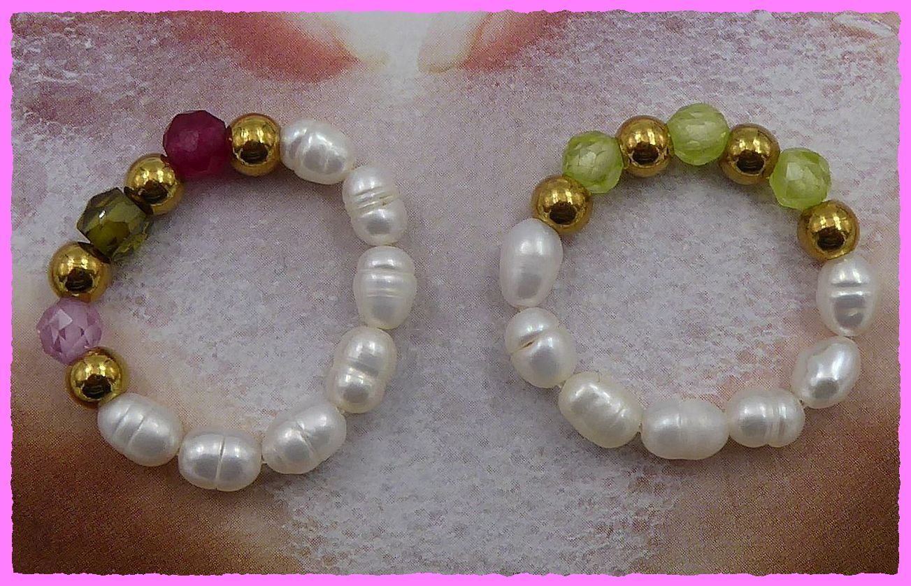 Anelli: 2x Bezaubernde Stretch Ringe mit Echten SW Perlen – Nuovo e nell'imballaggio originale da Oberglatt ZH venduto da Diamond-Girl 2