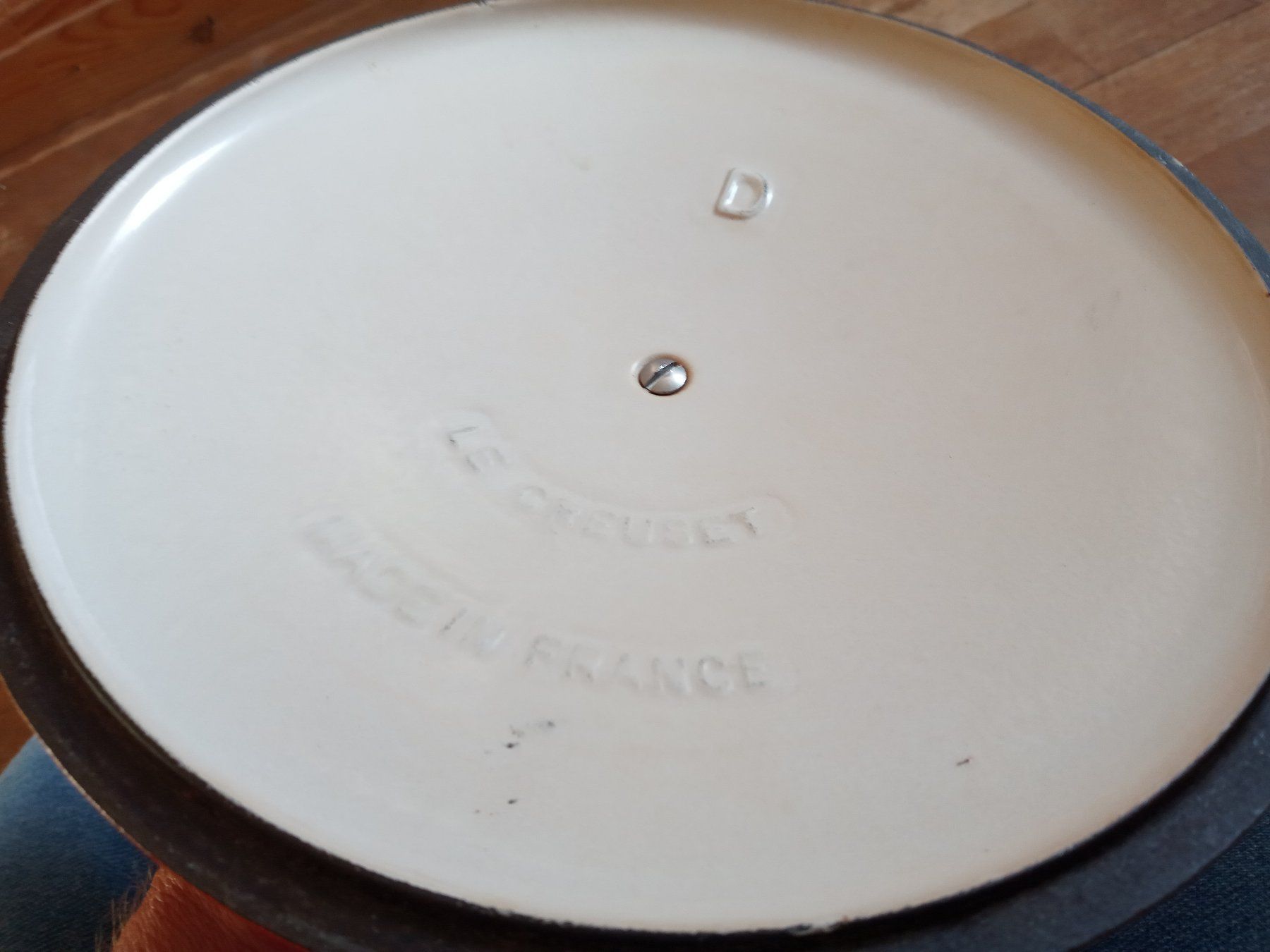Le Creuset Pentole: Gusseisentopf mit Deckel 22 cm Le Creuset – Usato da Prez-vers-Siviriez venduto da Monija70 3