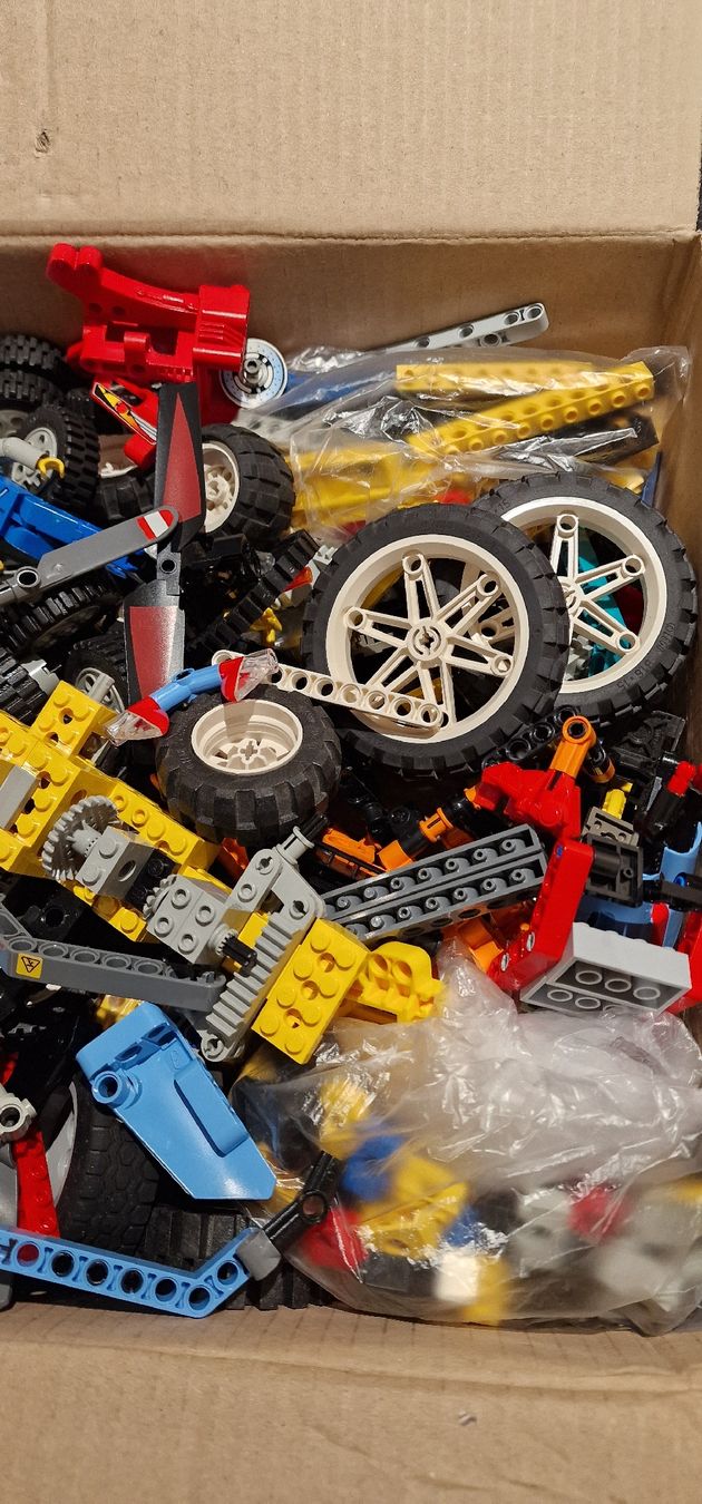 Technics Kit di costruzioni: Lego Technic Konvolut - Viele Teile & Räder – Usato da Roggliswil venduto da Bluro90 1