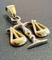 Gold-Anhänger 18K Waage