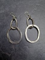 Boucles d'oreilles en argent.