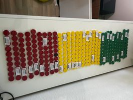 Berec Haftmagnete Ø30mm, 33 Sets à 10 Stück (Rot/Grün/Gelb)