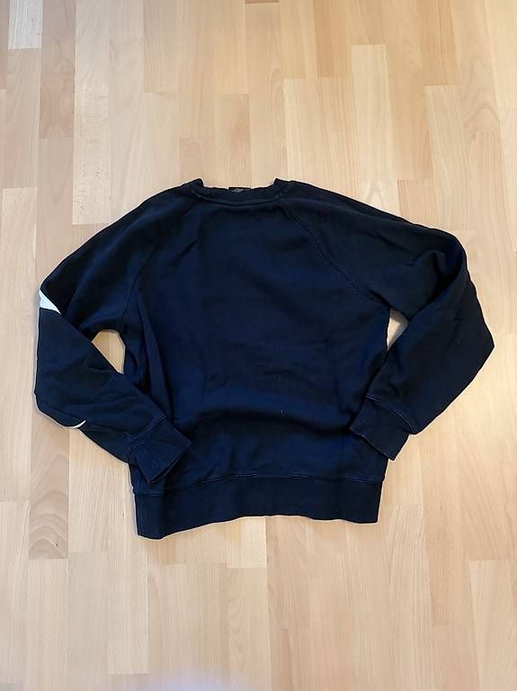 Nike Pullover & Sweatshirts: Nike Pullover (M) – Gebraucht aus Herisau von Fashionata0609 1