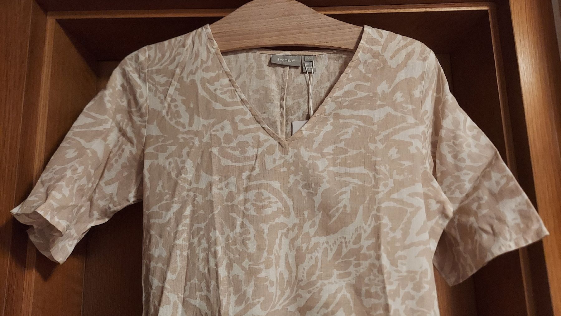 Vestiti: NEU - Kleid weiss/beige – Nuovo e nell'imballaggio originale da Lyss venduto da jan_xjz9 1