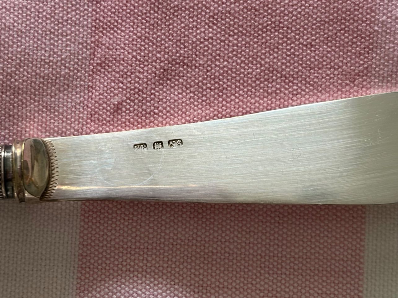Besteck: antikes Buttermesser, silber, perlmuttgriff – Gebraucht aus Luzern von Lampion 2