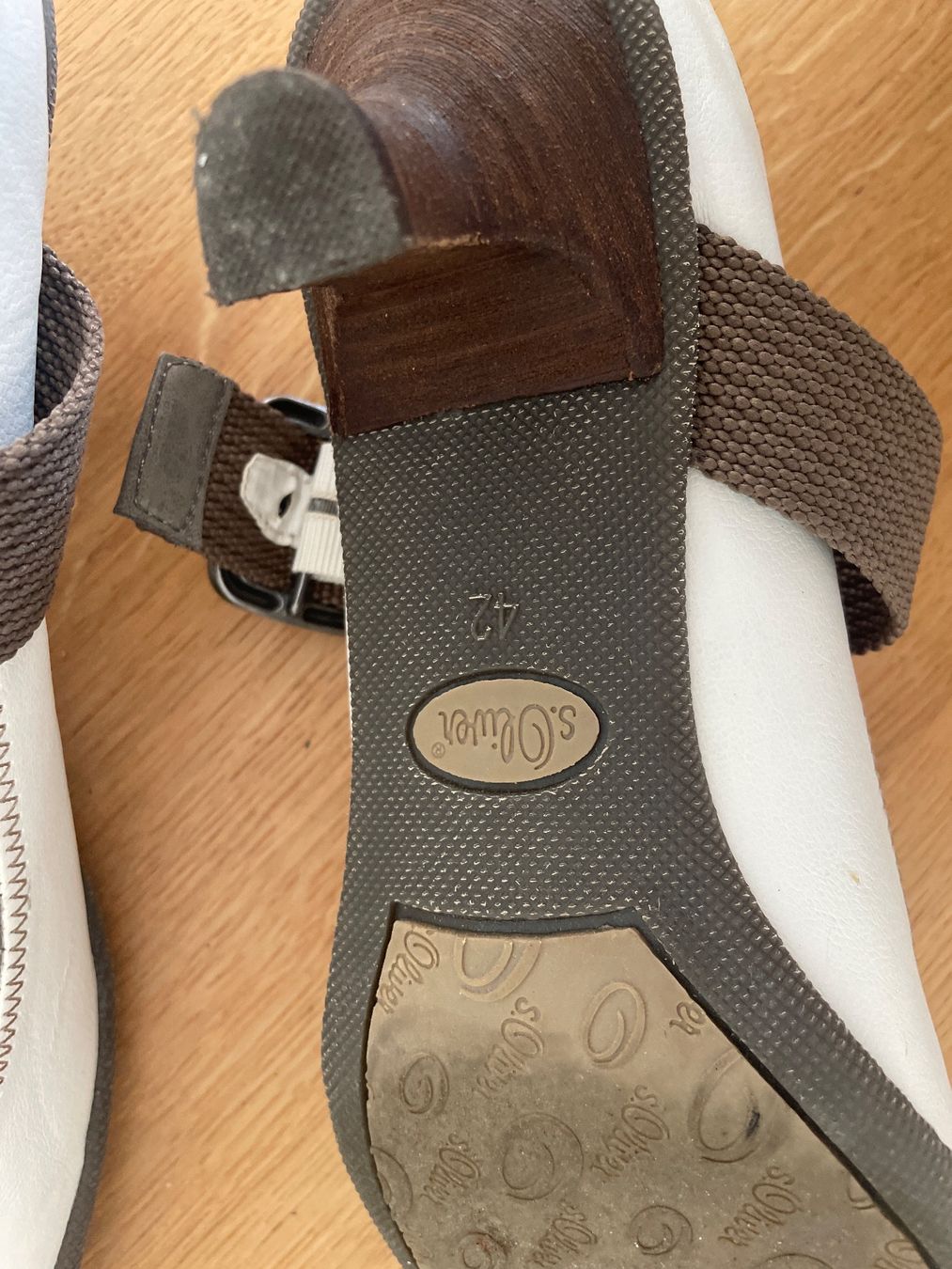 S.Oliver Chaussures femmes: Damenschuhe weiß 42 – D'occasion à Würenlos par baslerdybli01 3
